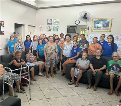 Secretaria de Assistência Social promoveu um café especial para os idosos da Instituição de Longa Permanência para Idosos, o Lar de Nazaré